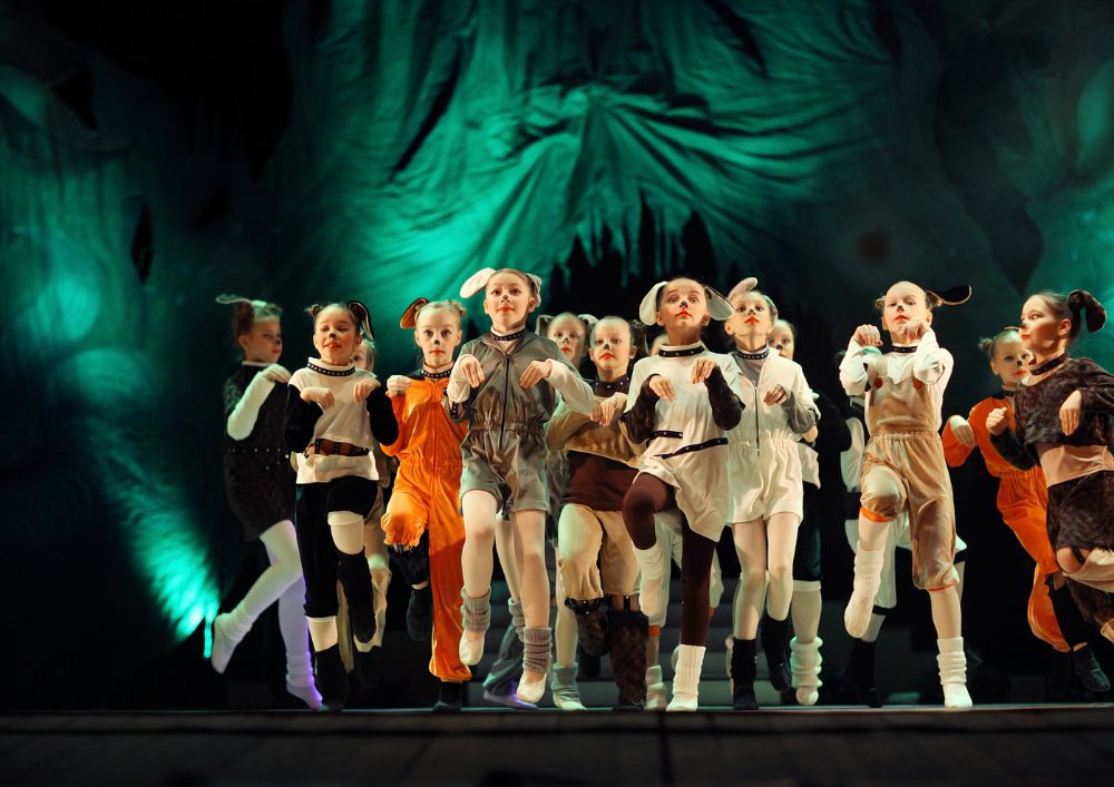 Article Title: A New Academic Year, A Stage for Growth